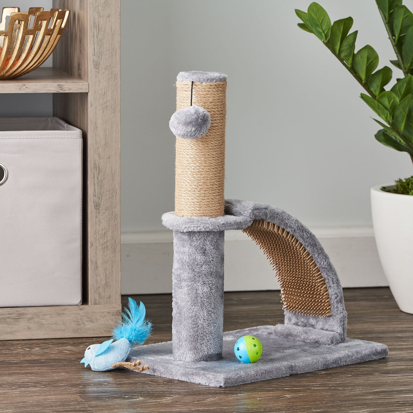 Scratching Post with Arch Rubber Massager