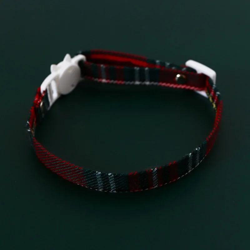 Christmas Small Dog Cat Collar Adjustable Detachable Bow Tie Cat Collar with Bell Cute Plaid Bowknot Pet Collar for Puppy Kitten