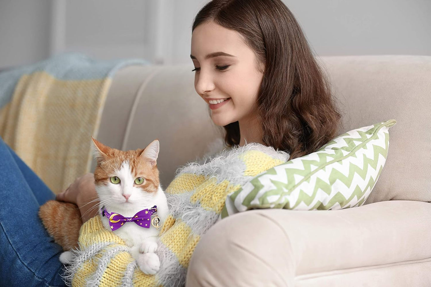 2 PCS Breakaway Cat Collar with Bow Tie and Bell Golden Moon Glowing Star in the Dark for Kitten(Black&Purple)